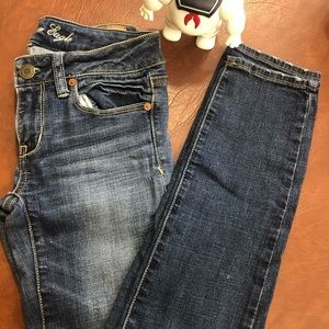 American Eagle Jeans Worn 2X size 2